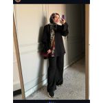 بدلة قطعتين سوداء بأكمام مع أربطة