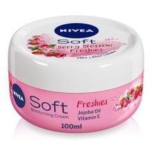 اشتري NIVEA Nivea - Soft Freshies Refreshing & Moisturizing Cream - Berry Blossom - 100ml في مصر