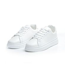 Buy Desert Men Minimalist Lace-up White Flat Sneakers in Egypt