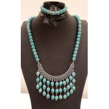 Buy A Beautiful Necklace And Bracelet Of Turquoise Beads in Egypt