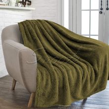 Buy Snooze Light Blanket - Dark Green in Egypt