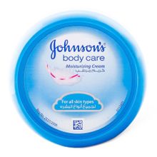 اشتري Johnson's Moisturizing Cream For All Skin Types - 100gm في مصر