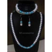 Buy RA accessories Women Set Of Pearls Necklace& Bracelet Off White With Turquoise in Egypt