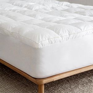 Family Bed مرتبة تطرية ريش نعام ارتفاع 8 سم مقاس 180 × 190 سم 
