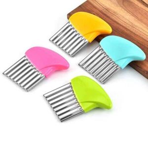 قطاعة مموجة من الفولاذ المقاوم للصدأ ، أداة تقطيع مموجة لتقطيع البطاطس المقلية والفاكهة والخضروات، قطاعة شرائح، سكين، قطعة واحدة متعدد الالوان