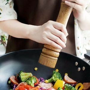 Pepper Mill - Definition and Cooking Information 