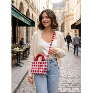 حقيبة يد هاند ميد خرز أحمر ووردي وأبيض مط – شنطة كروس بحزام خرز أنيق