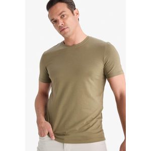 Defacto ديفاكتو تيشيرت نص كم سليم فيت برقبة مستديرة قماش ستريج