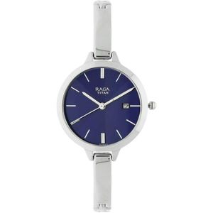 TITAN ساعة رسمية للنساء انالوج معدن من تيتان 2578SM01، بمينا فضي، بسوار فضي