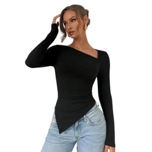 LAVEX توب ليكرا بتصميم أنيق رقبة غير متماثلة من لافكس 
