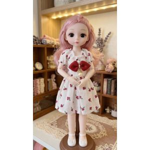 عروسة لعبة للاطفال