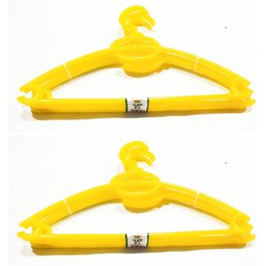 Plastic hangers set of 12 pieces