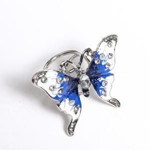 أقراط زينة بتصميم فراشة