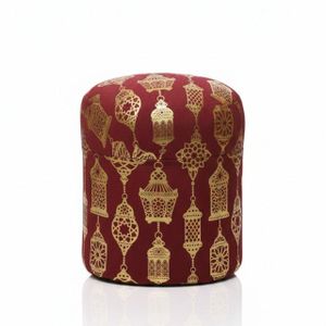 بوف رمضاني بللون العنابي ونقوش الفوانيس الذهبية