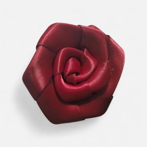 بروش دبوس من الستان -للنساء