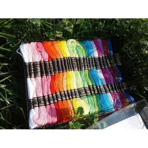 200pcs Colorful Embroidery Floss 200 Skeins Cross Stitch Threads Embroidery  Thread For Hand Embroidery Friendship Bracelets String Cross Stitch Painti