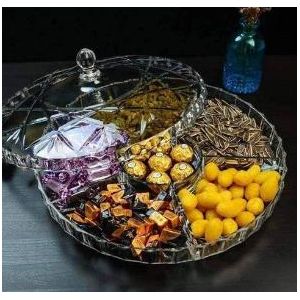 .طبق وجبات خفيفة أكريليك عالي الجودة بشكل بلوري، مقسم إلى 6 أقسام ومزود بغطاء بمقبض لسهولة الاستخدام