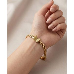 Elegant Golden-Tone Link Bracelet with Frosted Butterfly Charm