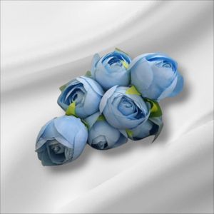 زهور صناعية بلاستيكية