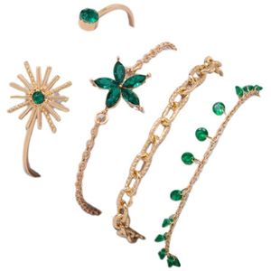 3Diamonds 4pcs Rhinestone Flower Decoration Bracelet Gold Green