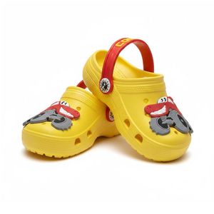 Cobra كلوج أطفال شكل سيارة – خفيف ومريح بحزام خلفي، تصميم مرح للبنين والبنات