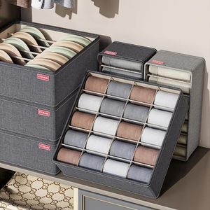 Imported 20-Compartment Clothes Organizer: Perfect organization, space saving, and waterproof material for guaranteed protection!