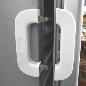 Refrigerator And Freezer door lock, equipped with 3M adhesive, easy to install and use for locking refrigerators and cabinets.