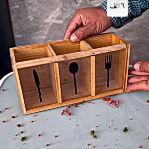 حامل أواني خشب وأكريليك أنيق مع 3 مساحات للشوك والمعالق والسكاكين، ديكور أنيق لطاولات الطعام من مادة بامبو مقاومة للماء، كبير وعملي لجميع المناسبات