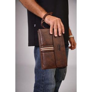 A genuine leather handbag that keeps pace with modern trends.