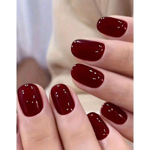 SHEIN أظافر صناعية قصيرة مربعة الشكل - أظافر صناعية لامعة بلون أحمر داكن أو عنابي.