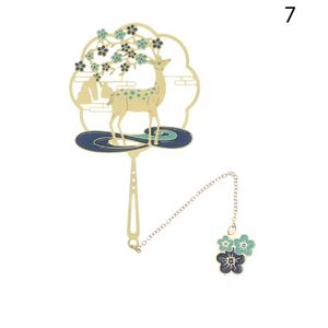 "هدية مثالية لعشاق القراءة والفن: فاصل كتاب بتصميم فني "