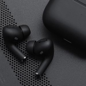 سماعات AirPods Pro 2 بتصميم أنيق وجودة صوت ممتازة من نوع - اللون الاسود