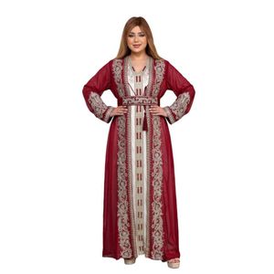 فستان كاجوال طويل للنساء بلون Burgundy وأزرار أمامية وتفاصيل زخرفية على الأكمام والصدر، مثالي للمناسبات اليومية أو العائلية