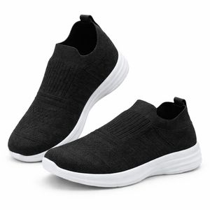 كوتشي AF18 حريمي رياضي خفيف – خامة قماش شبكي متنفّس – نعل طبي مرن للمشي اليومي - لون أسود