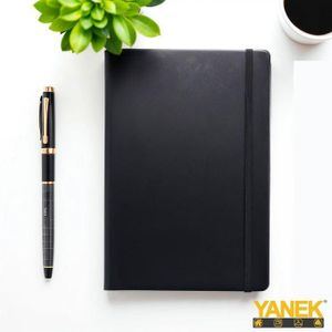 دفتر ملاحظات A5 مسطر بغلاف أسود مقوى، 160 صفحة، دفتر كتابة للملاحظات والمذكرات والرسومات، للاستخدام المدرسي والمكتبي والشخصي، تصميم متين ومحمول، عبوة من قطعة واحدة، لون أسود