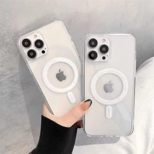 غطاء شفاف متوافق للآيفون، جراب صلب مغناطيسي، حماية شفافة وشكل عصري (iPhone Xs Max)