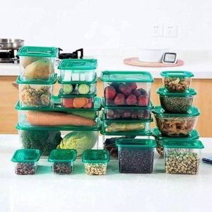 17 Piece Refrigerator Set Pure Plastic