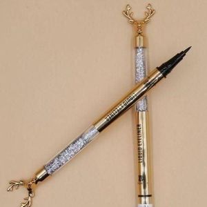 Rose Berry آيلاينر سائل أسود يدوم 24 ساعة