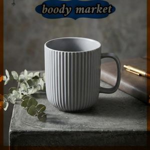 مج مريح وعصري لمشروباتك الساخنة – تصميم عملي ولمسة جمالية