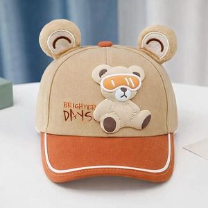 كاب للاطفال من الجنسين من سن 3 الي 5 سنوات خامة ممتازة والوان جزابة