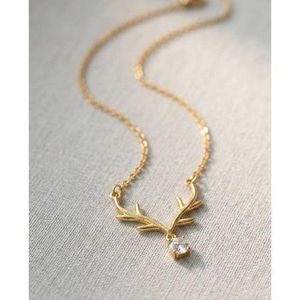 Golden Deer Antler Necklace for Women - Delicate Chain with Sparkling Zircon Crystal Stone - Elegant & Minimalist Fashion Jewelry