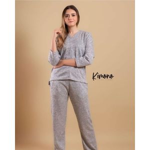 طقم تريكو نسائي مكون من قطعتين - رمادي