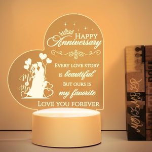 بيوتا هدايا الزفاف - ضوء ليلي LED على شكل قلب زفاف ذهبية للازواج للعروس والعريس شخصية - من الاكريليك.