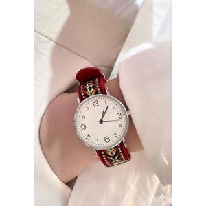 ساعة يد نسائية فاخرة من الإستانلس ستيل المقاوم للصدأ - تصميم كلاسيكي أنيق مقاوم للماء للسيدات والمحجبات