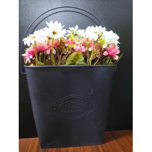 حامل ورد معدن مزهرية ديكور مميز