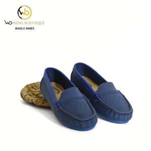 شوز نسائي تريكو مستوي – مريح وخفيف للاستخدام اليومي -ازرق