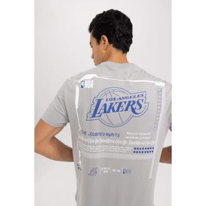 Grey WOMAN Defacto Fit NBA Los Angeles Lakers Licensed Standard Fit Athlete  Short Sleeve T-Shirt 2796620 | DeFacto