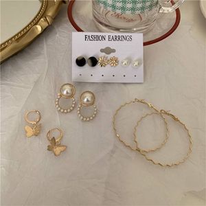 طقم حلق ٦ قطع - لون ذهبي