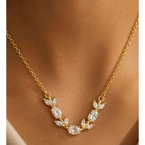 Delicate Tulip Flower Stainless Steel Necklace (Anti-Tarnish)
