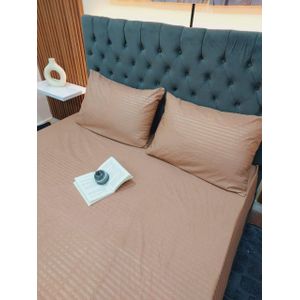 ملاية سرير ستريب قطن بزاوية – أستيك كامل (مقاس 180 سم) – لون موكا كافية 